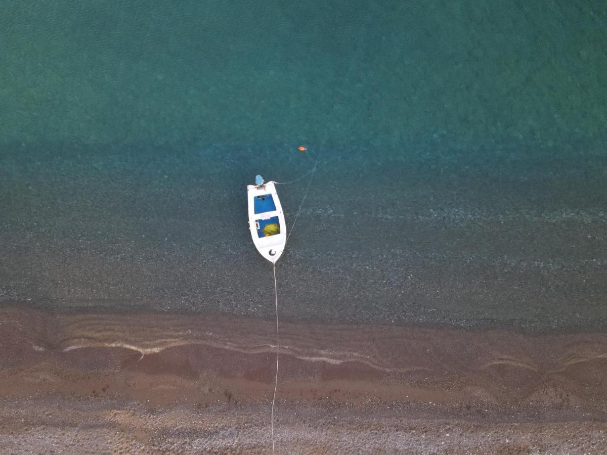 Seawater Villa Lakhania Exteriér fotografie