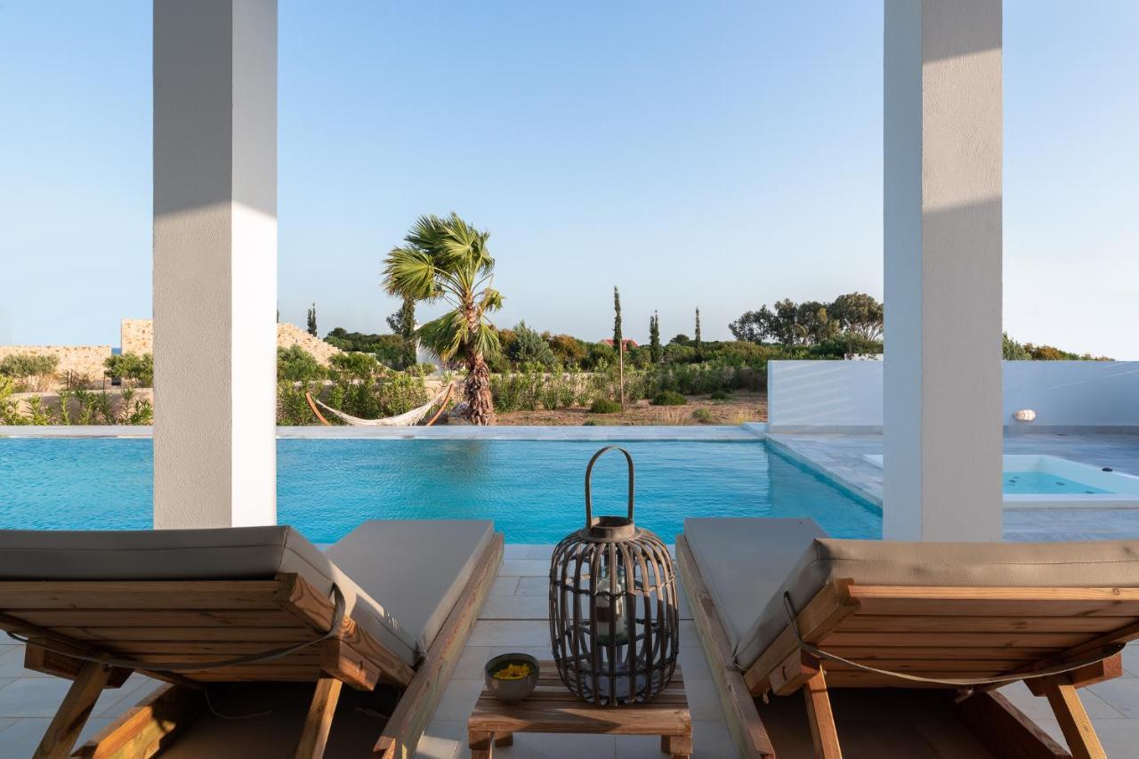 Seawater Villa Lakhania Exteriér fotografie